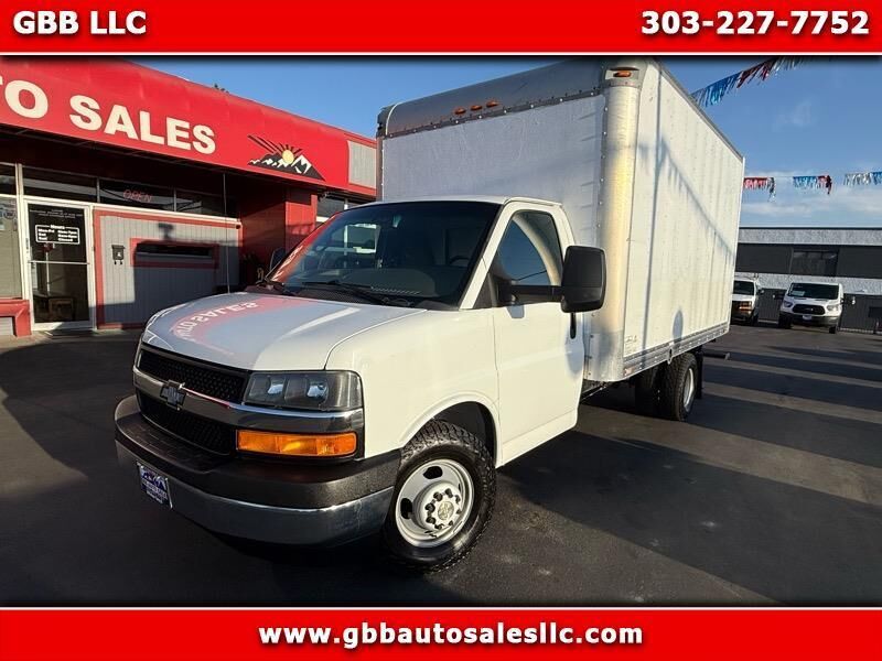 2017 CHEVROLET Express
