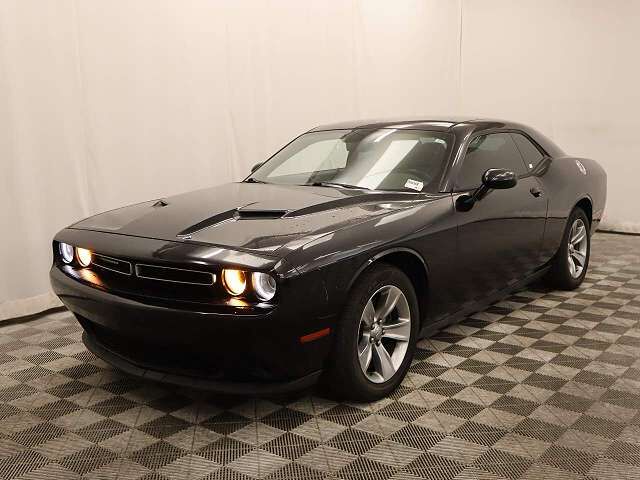 2016 DODGE Challenger
