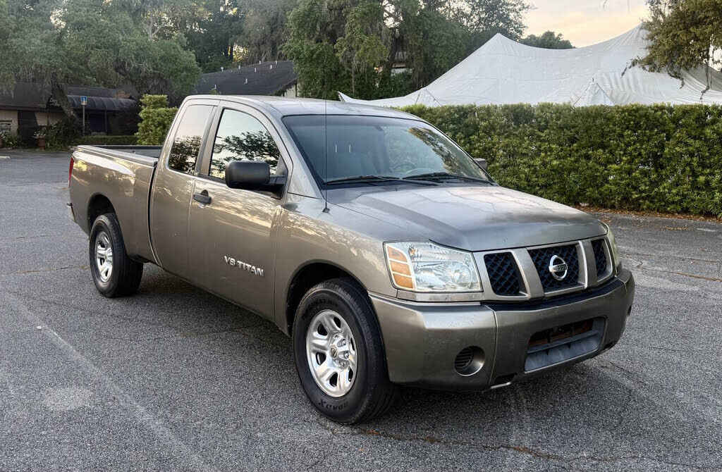 2006 NISSAN Titan