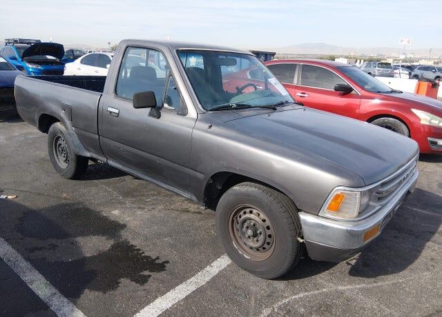 1989 TOYOTA Pick-Up