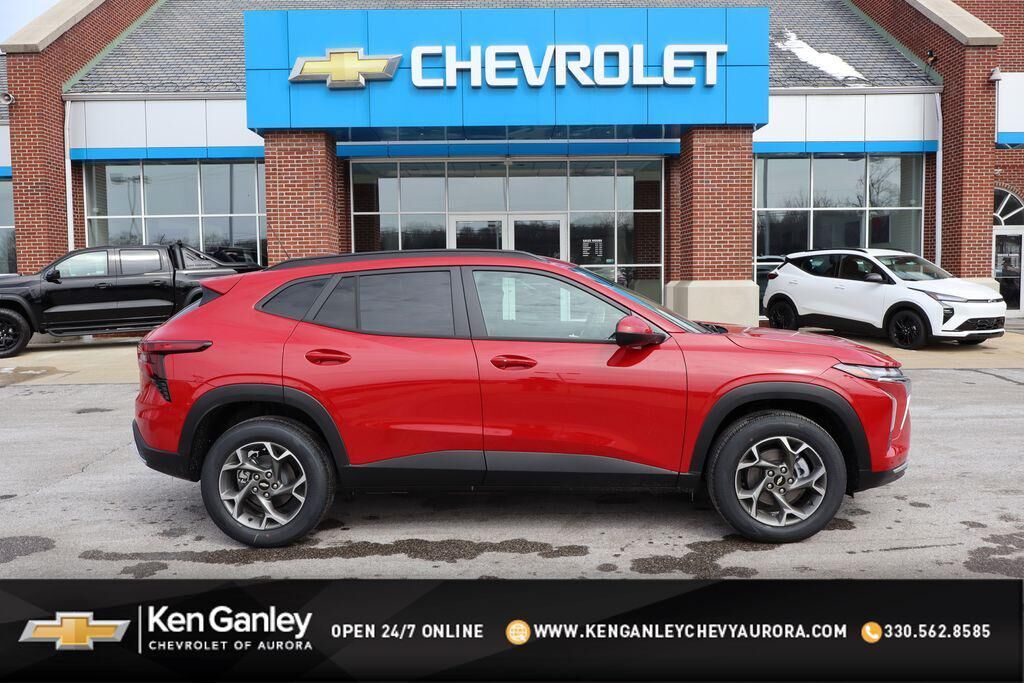 2026 CHEVROLET Trax