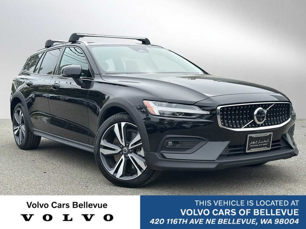 2026 VOLVO V60CC