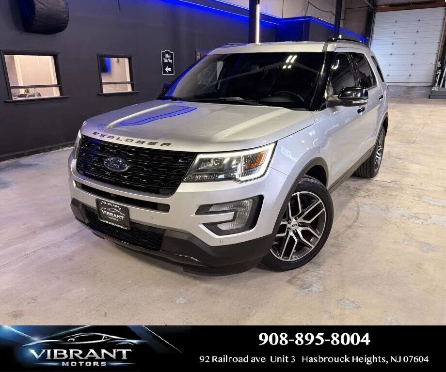 2017 FORD Explorer