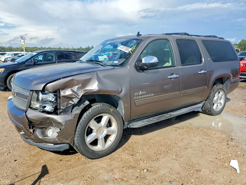 2011 CHEVROLET Suburban