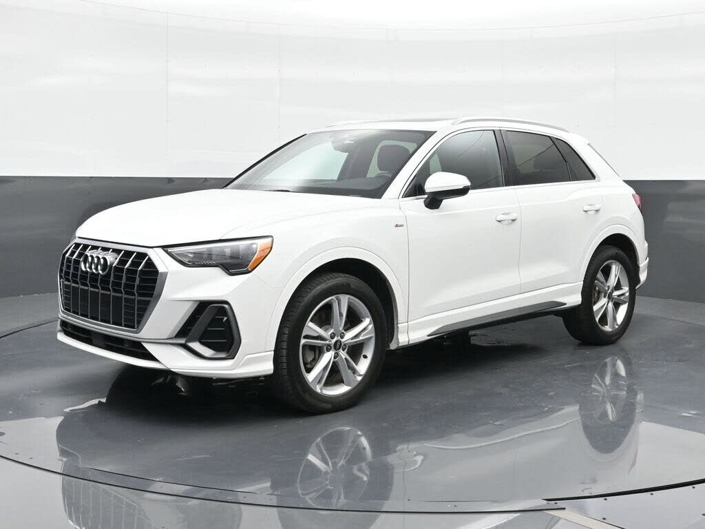 2022 AUDI Q3