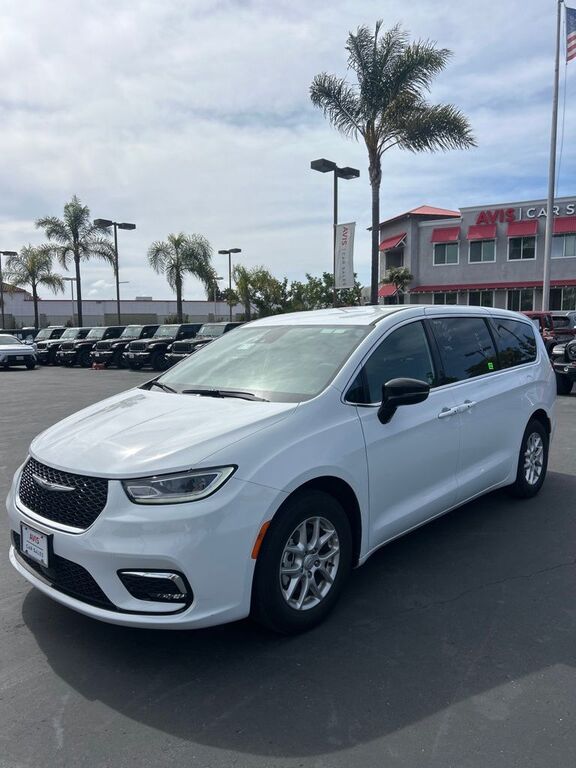 2025 CHRYSLER Pacifica