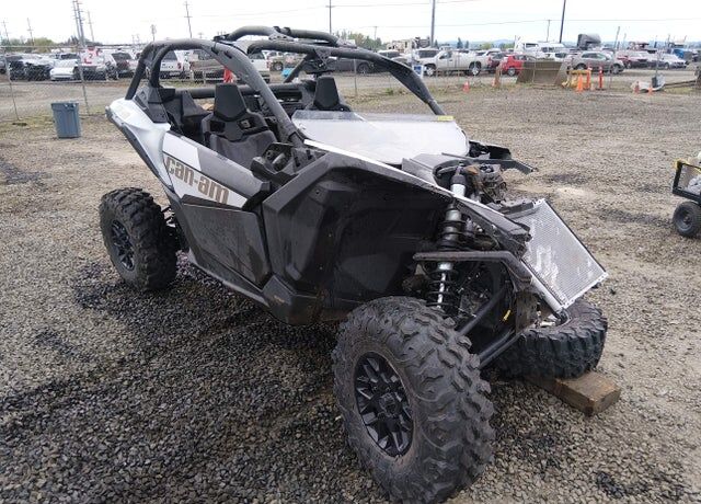2023 CAN-AM Maverick X3