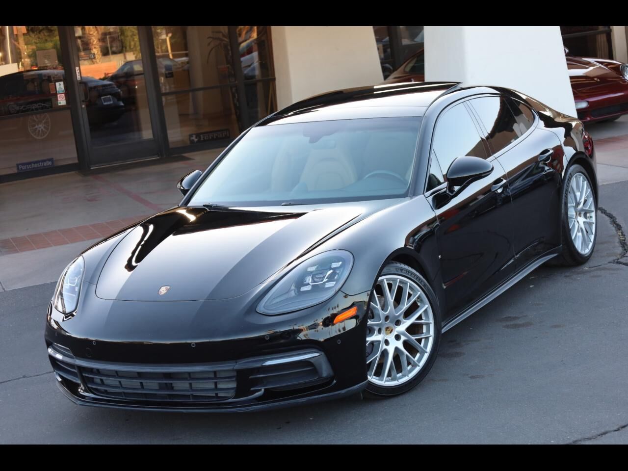 2017 PORSCHE Panamera