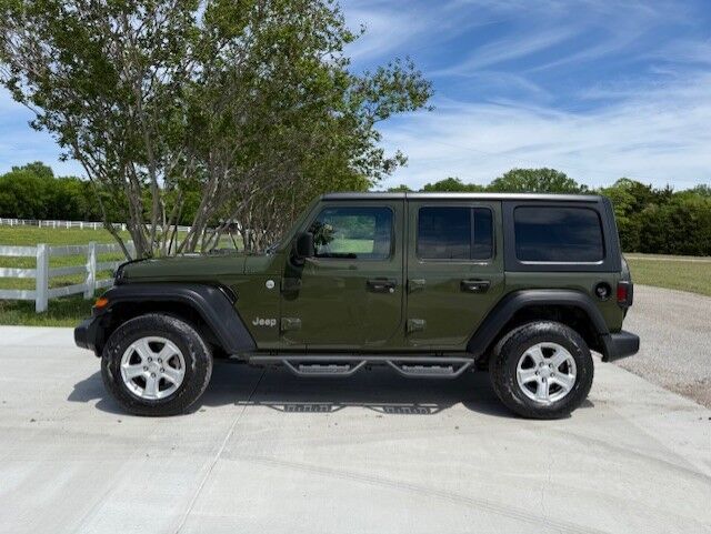 2021 JEEP Wrangler