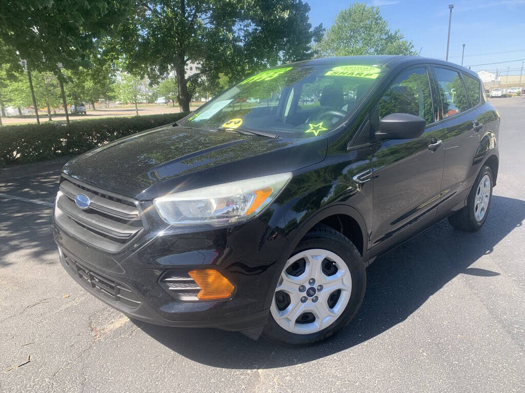 2017 FORD Escape