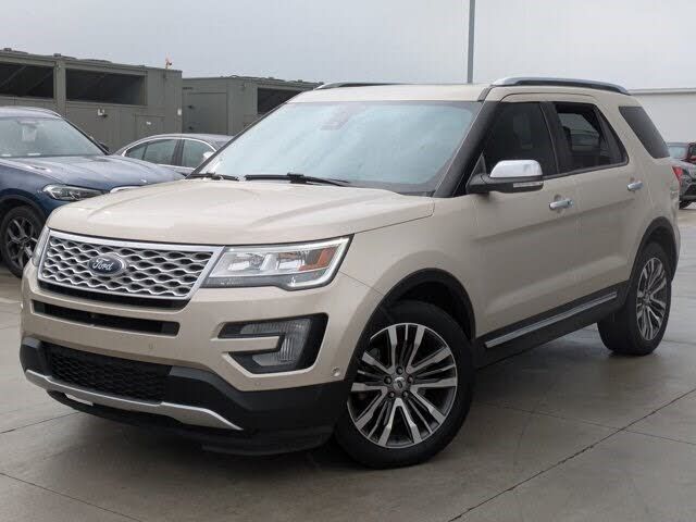 2017 FORD Explorer