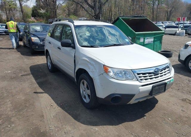 2011 SUBARU Forester