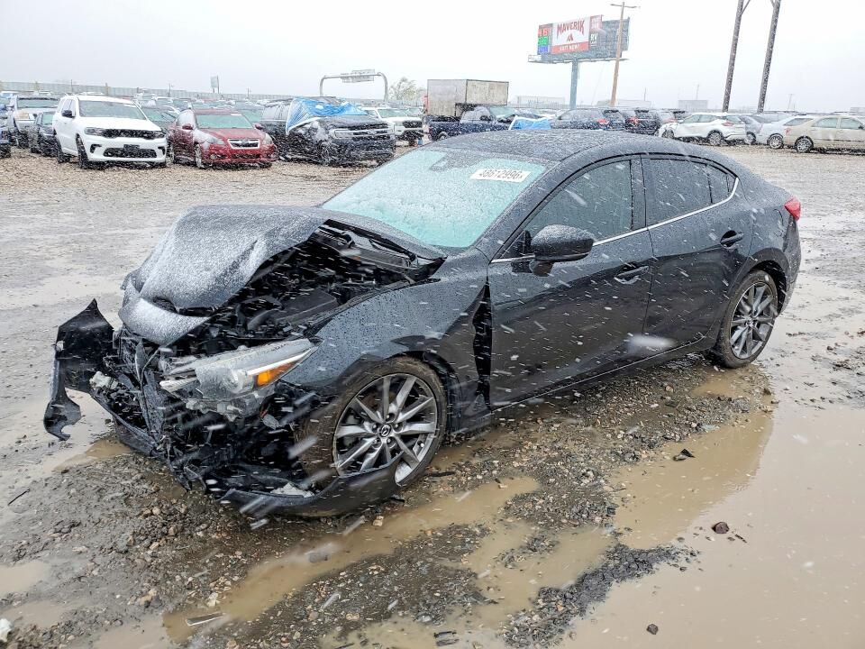 2018 MAZDA Mazda3