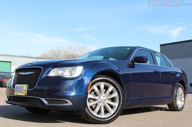 2017 CHRYSLER 300