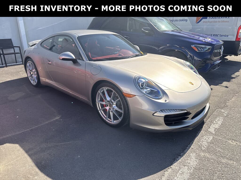 2012 PORSCHE 911