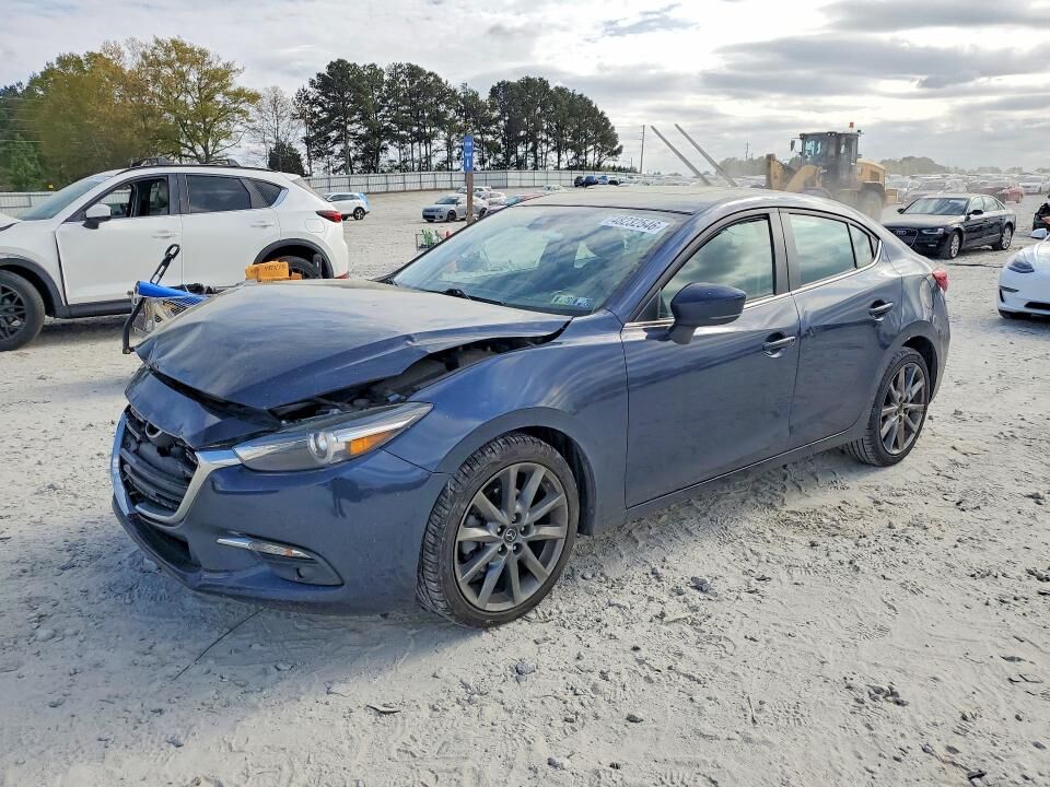 2018 MAZDA Mazda3