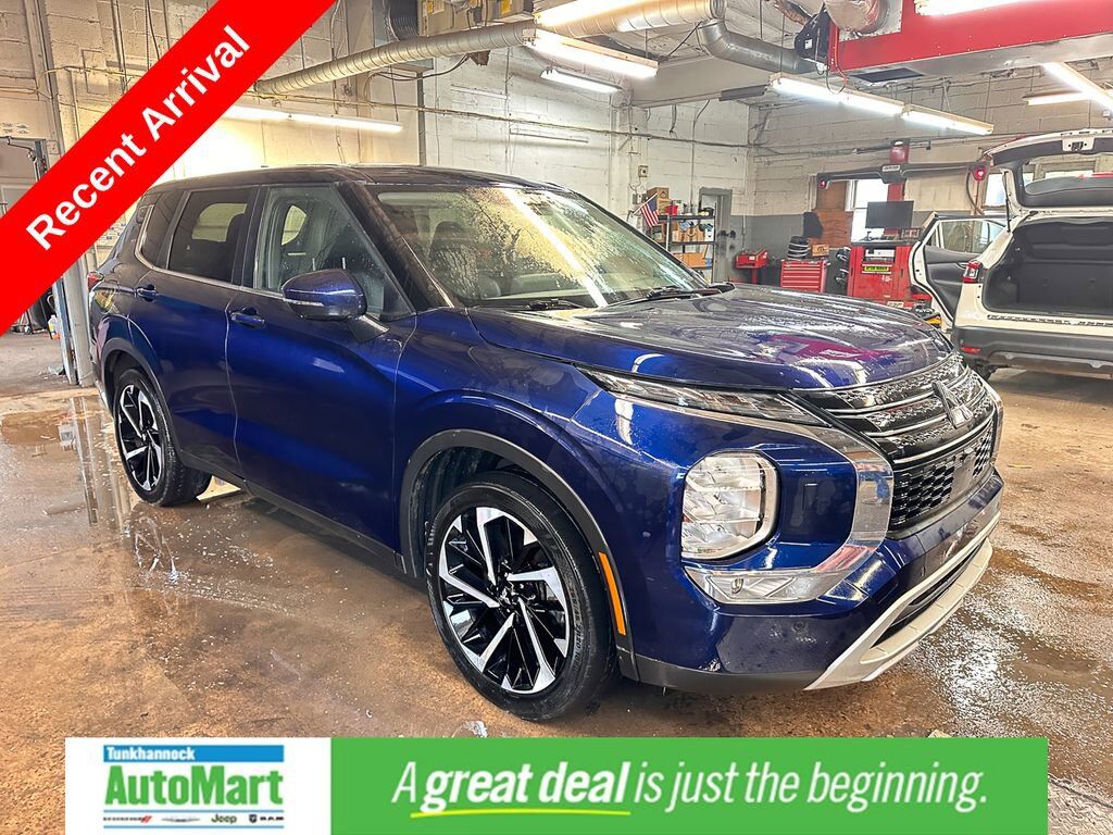 2024 MITSUBISHI Outlander