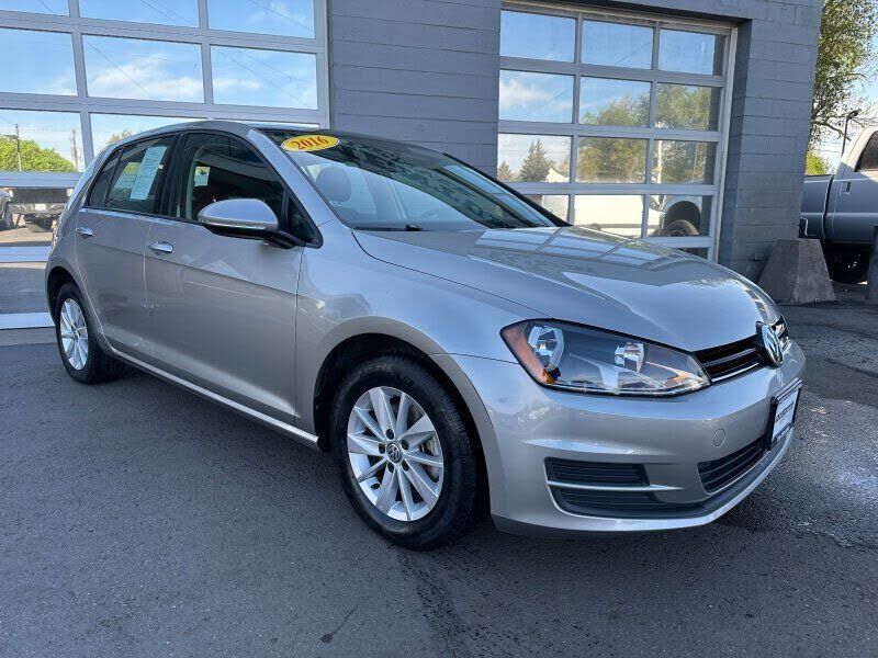 2016 VOLKSWAGEN Golf