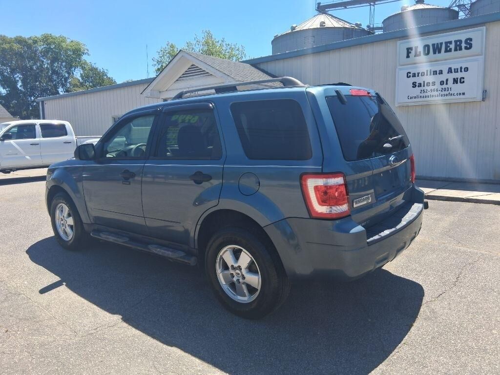 2011 FORD Escape