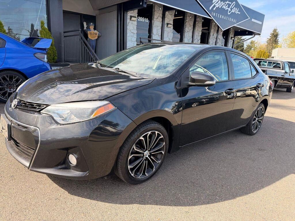 2015 TOYOTA Corolla