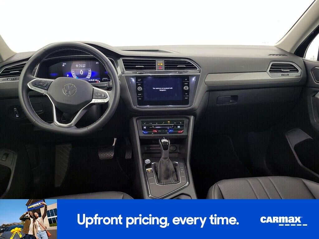 2024 VOLKSWAGEN Tiguan