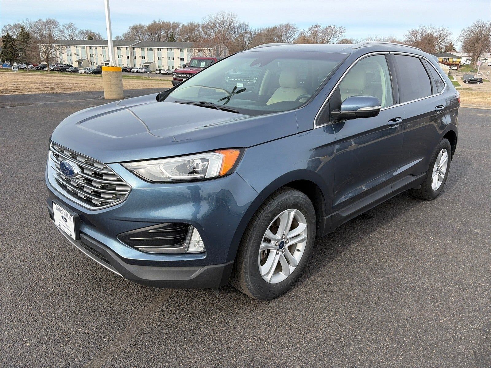 2019 FORD Edge