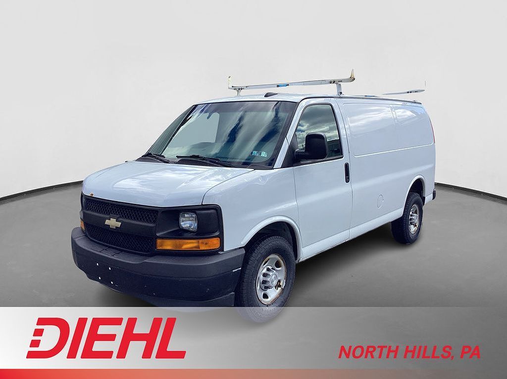 2017 CHEVROLET Express