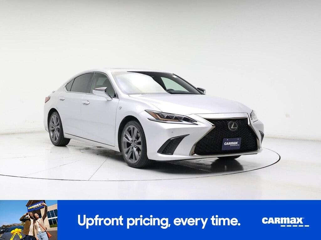 2019 LEXUS ES