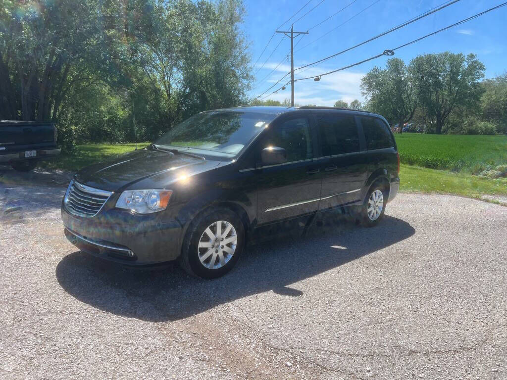2016 CHRYSLER Town and Country