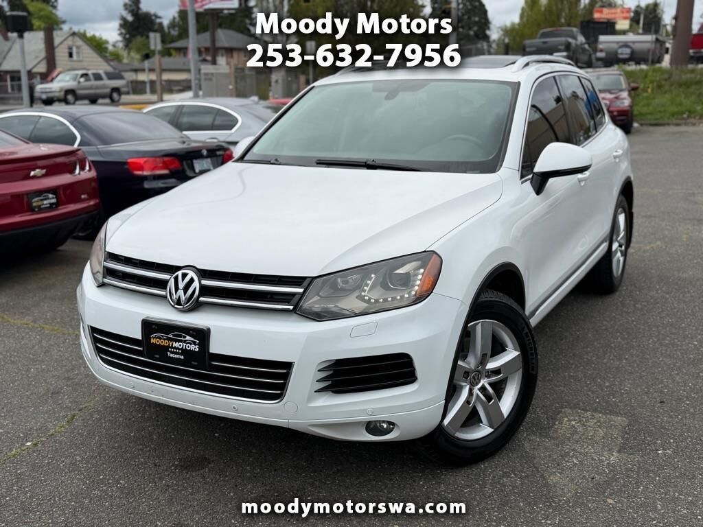 2013 VOLKSWAGEN Touareg