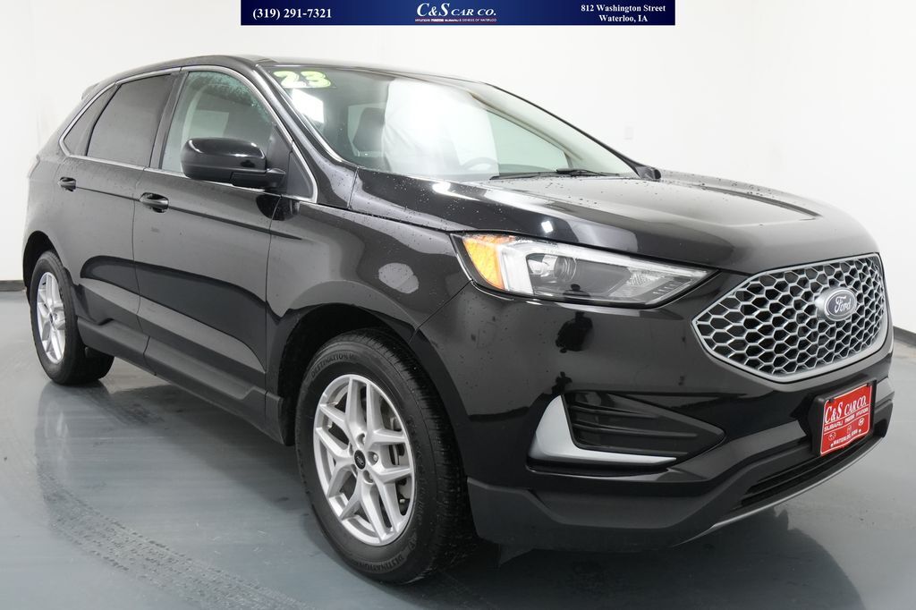 2023 FORD Edge