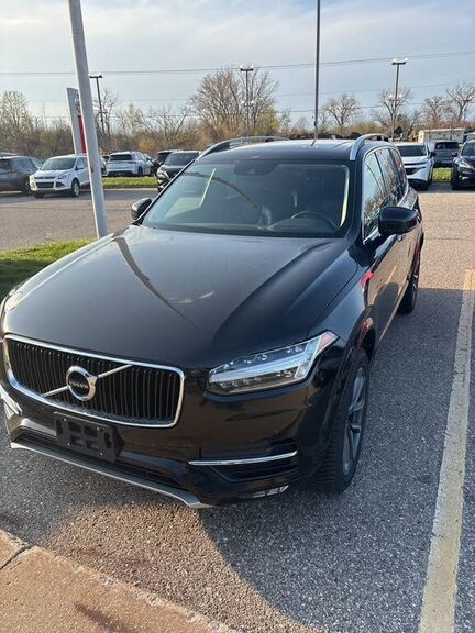 2019 VOLVO XC90