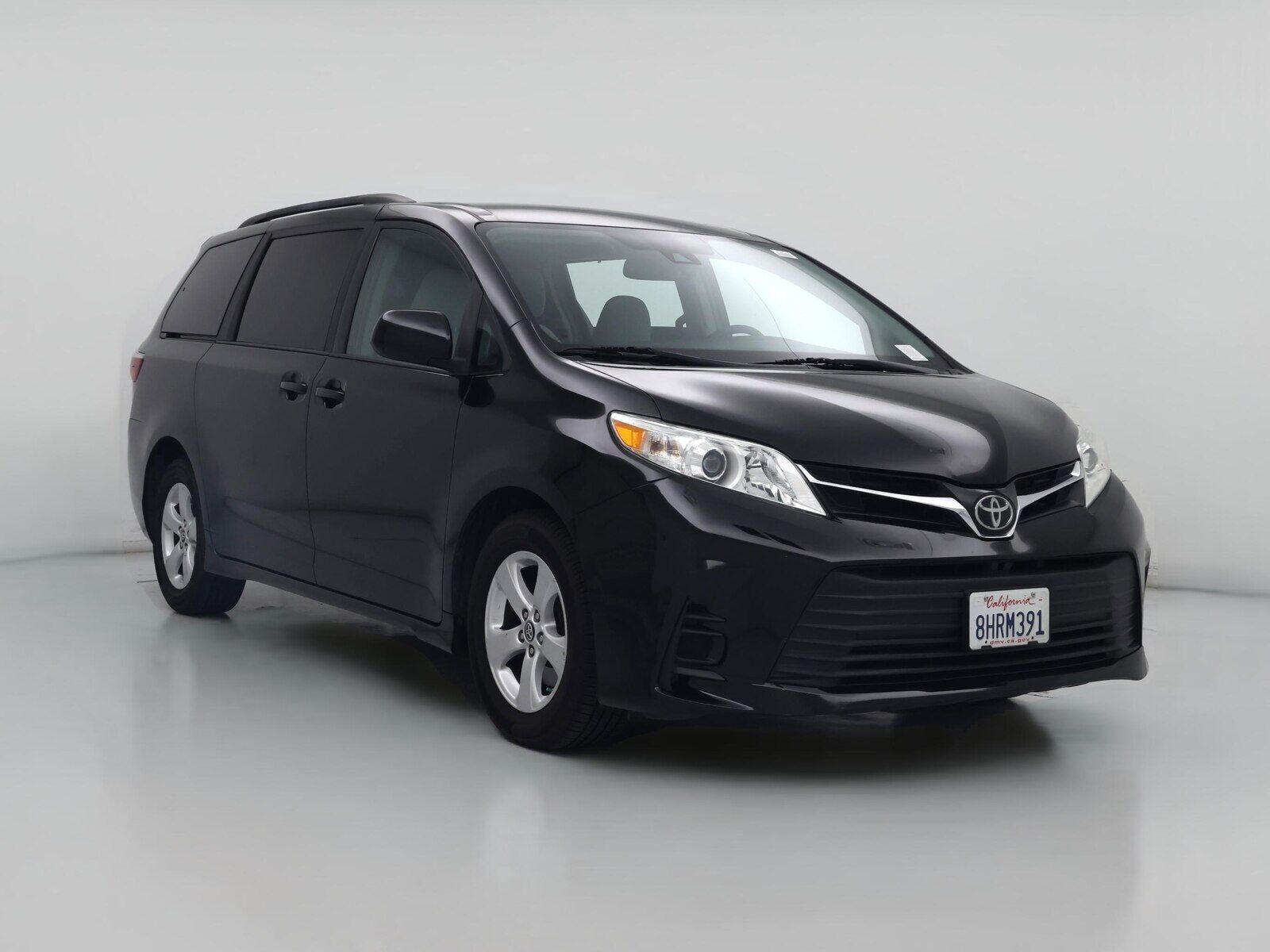 2019 TOYOTA Sienna
