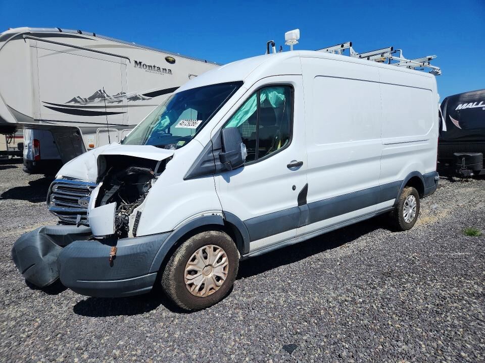 2015 FORD Transit