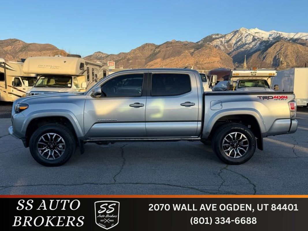 2023 TOYOTA Tacoma