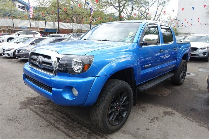 2010 TOYOTA Tacoma
