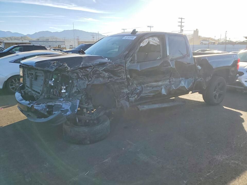 2018 CHEVROLET Silverado