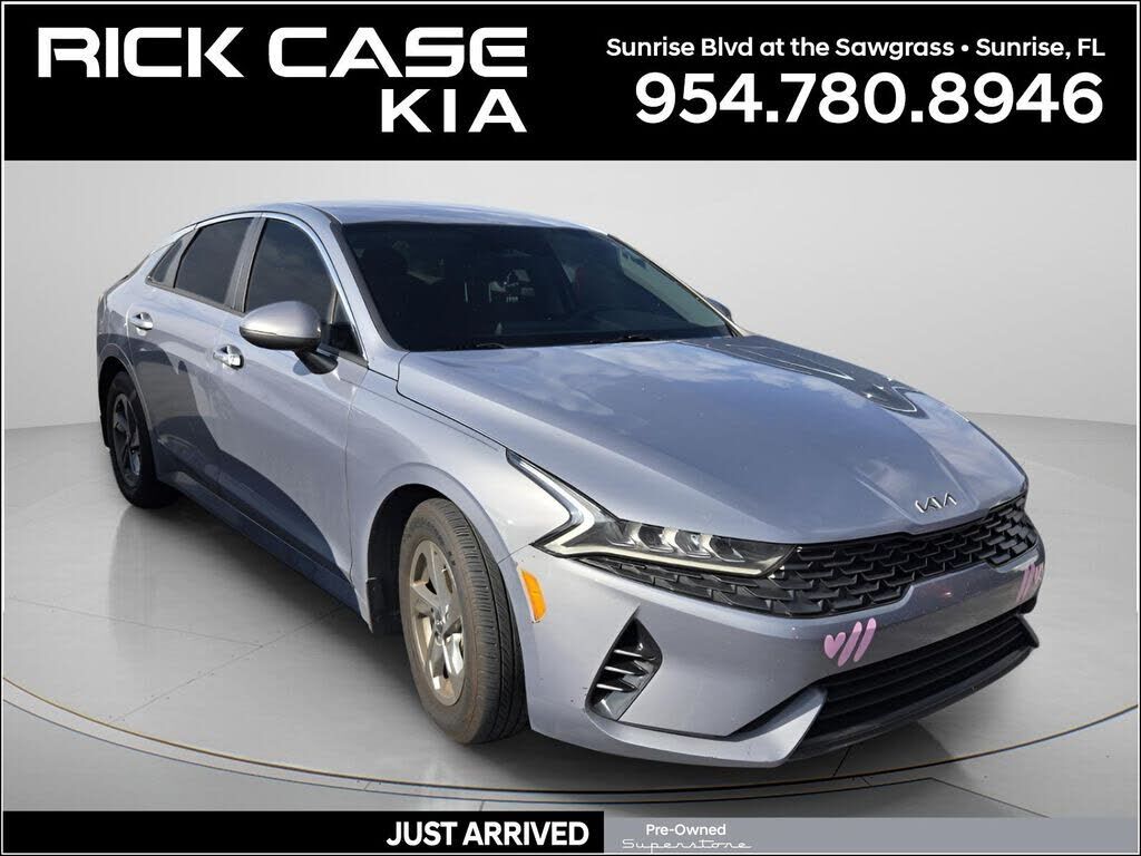 2022 KIA K5