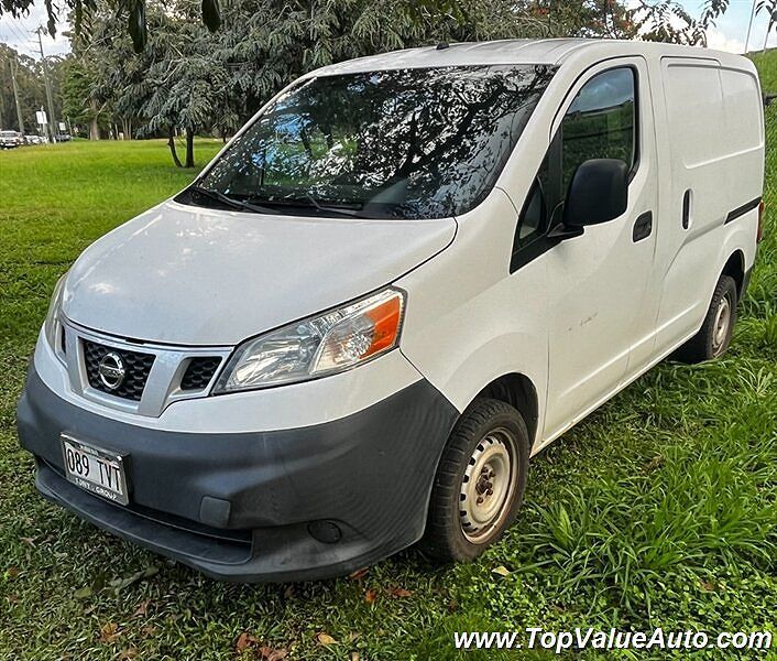 2015 NISSAN NV200