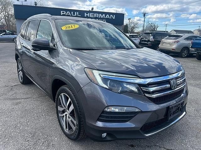 2017 HONDA Pilot
