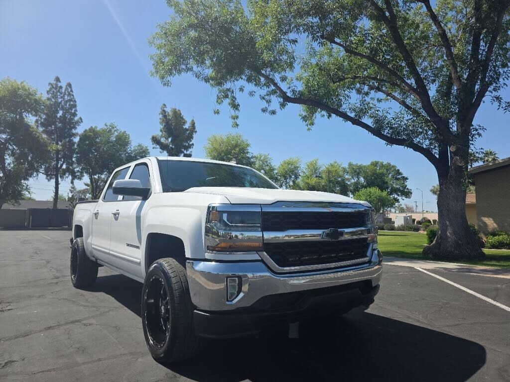 2018 CHEVROLET Silverado