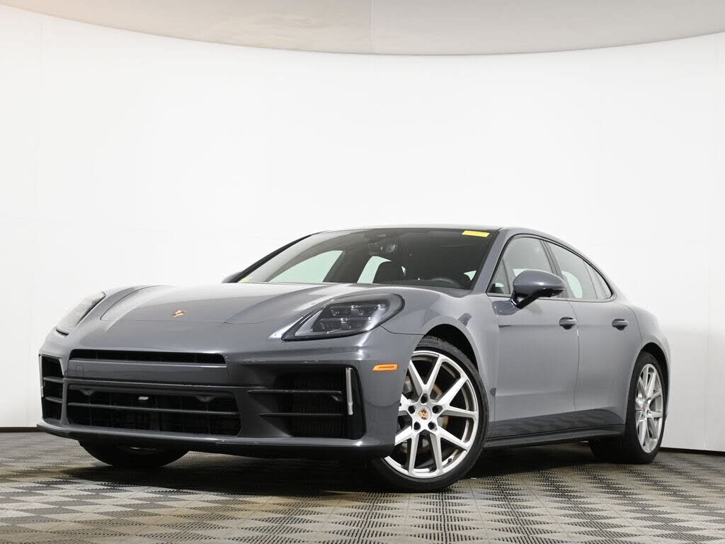 2026 PORSCHE Panamera