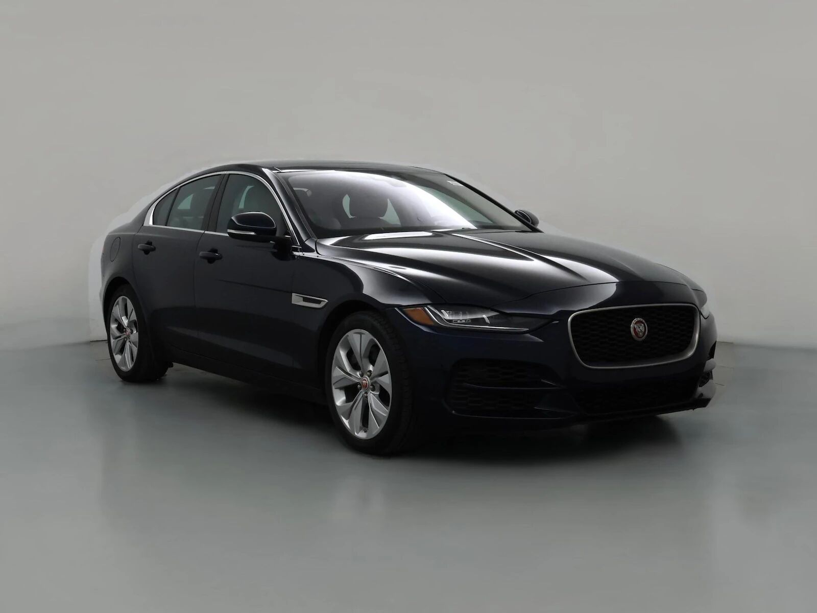 2020 JAGUAR XE