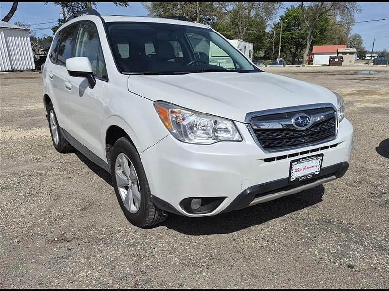 2015 SUBARU Forester