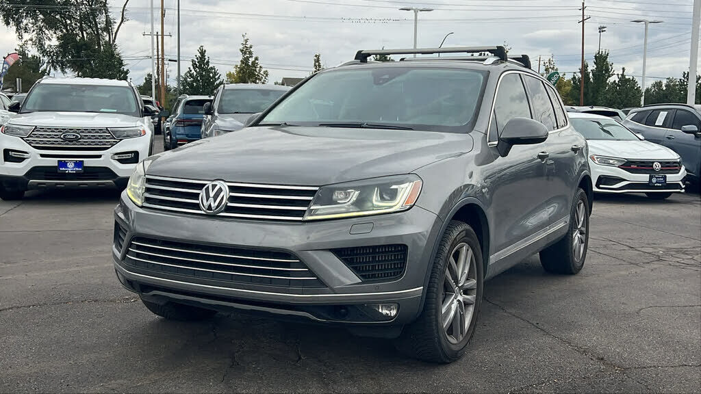 2016 VOLKSWAGEN Touareg