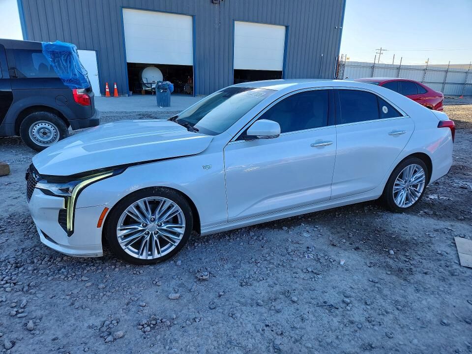 2021 CADILLAC CT4