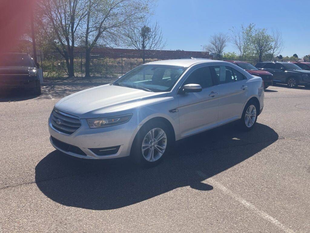 2015 FORD Taurus