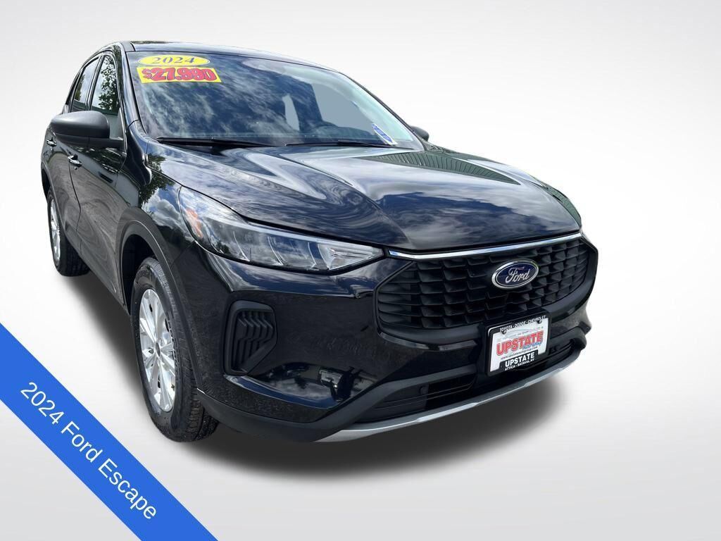 2024 FORD Escape