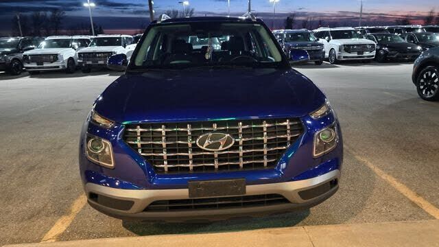 2023 HYUNDAI Venue