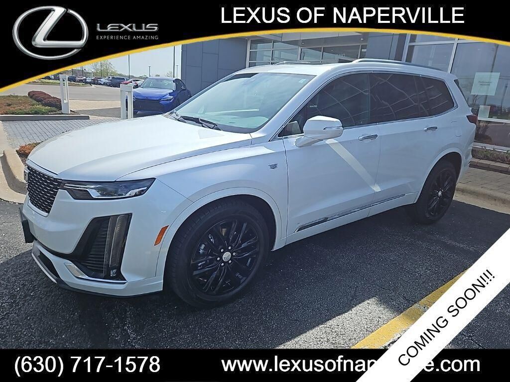 2021 CADILLAC XT6